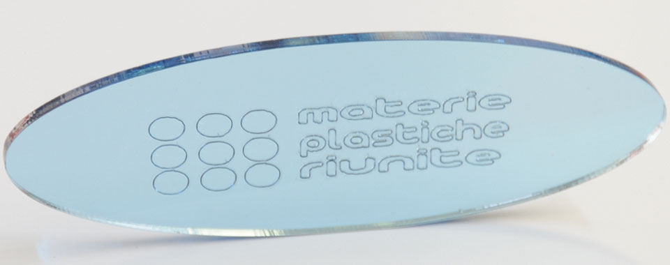 incisione laser plexiglass